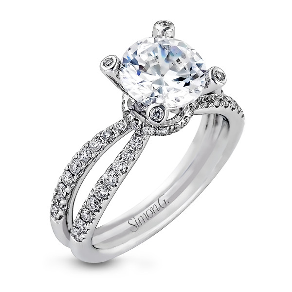GR204 Engagement Ring